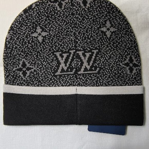 LOUIS VUITTON BEANIE - BRAND NEW- JUST IN TIME FOR WINTER! - Picture 4 of 5